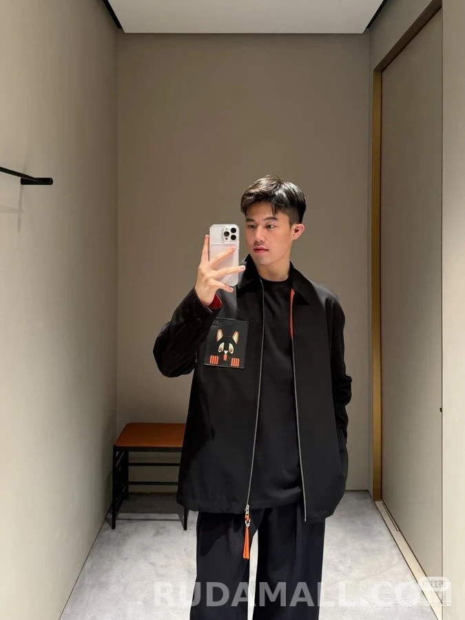 로에베 로에베 루이 웨인 고양이 지퍼 자켓 상세 이미지