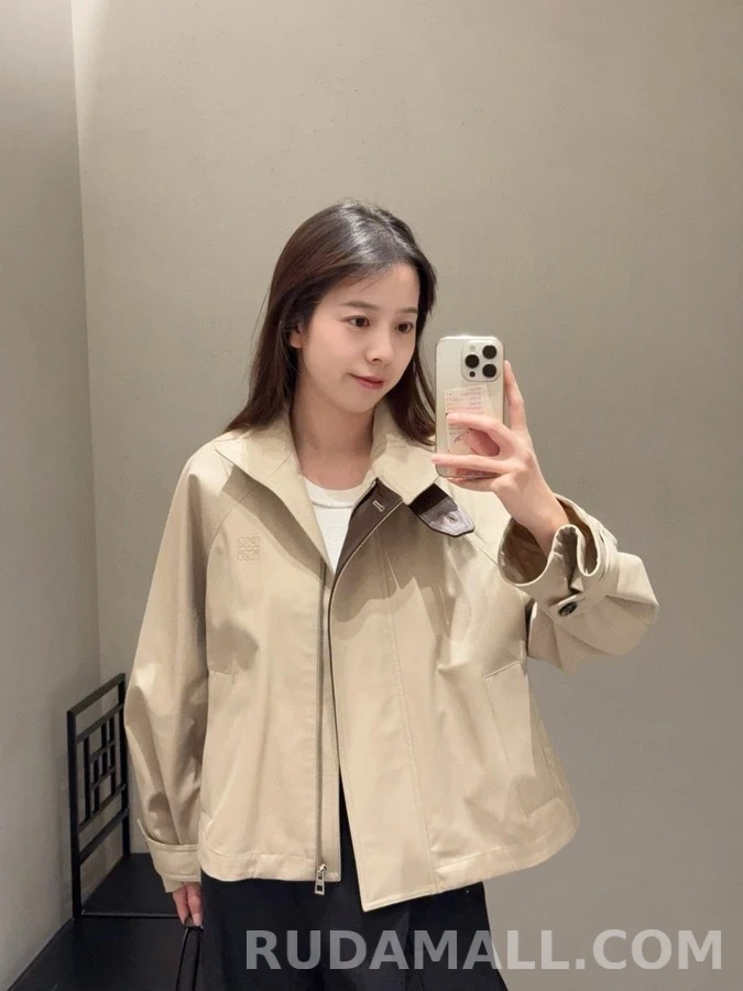 로에베 로에베 아나그램 로고 쇼트 트렌치 자켓 상세 이미지