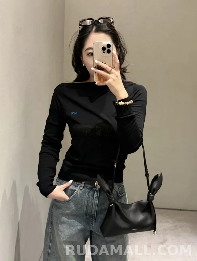 로에베 로에베 아나그램 보트넥 긴팔 티셔츠 상세 이미지