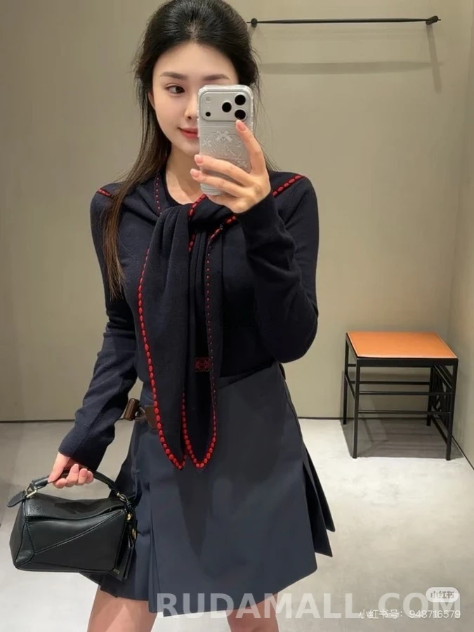 로에베 로에베 오버랩 플리츠 스커트 상세 이미지