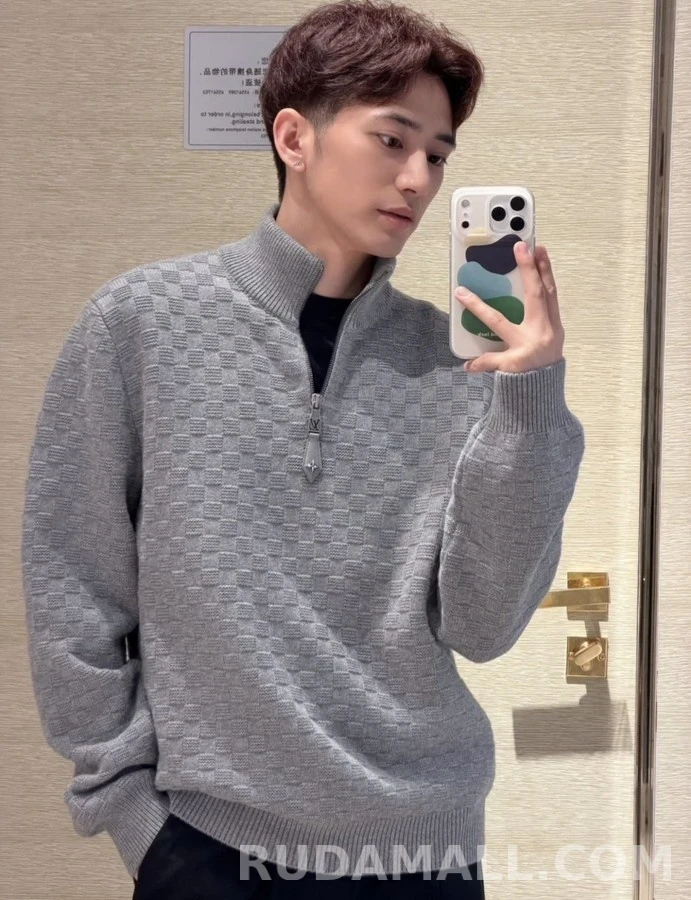 루이비통 루이비통 다미에 패턴 하프집업 니트 상세 이미지