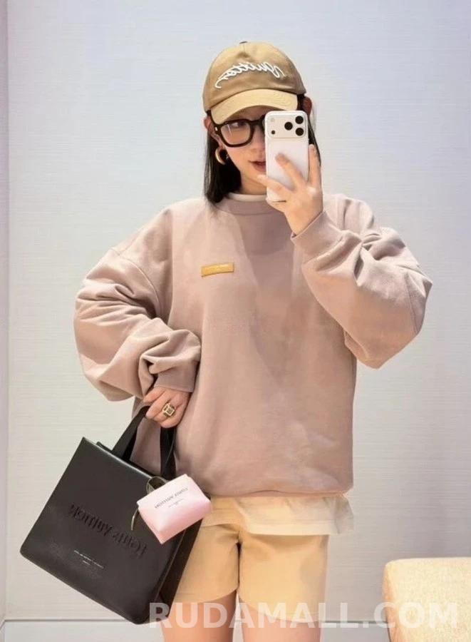 루이비통 루이비통 레더 패치 맨투맨 상세 이미지