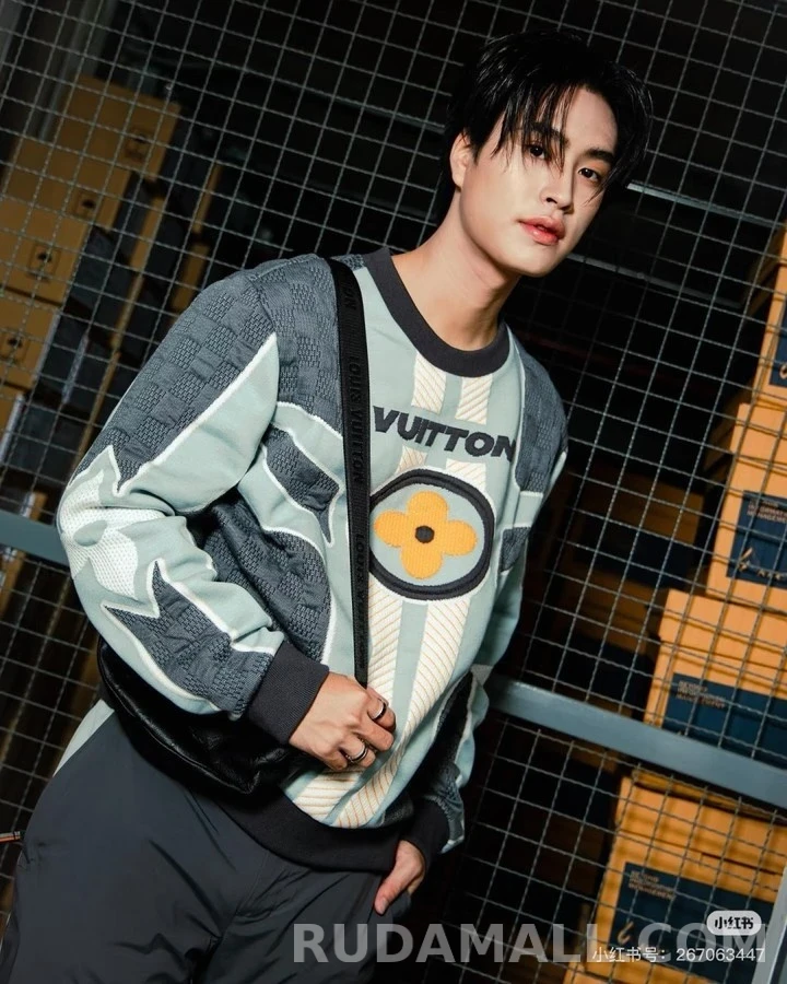 루이비통 루이비통 레이싱 퀼팅 니트 상세 이미지