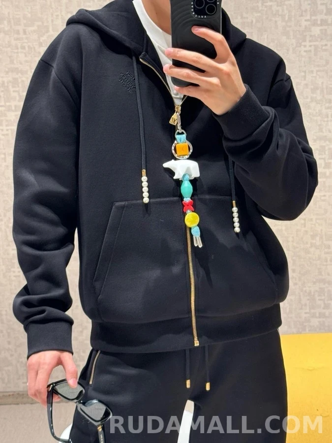 루이비통 루이비통 레터 자수 진주 드로스트링 집업 후드 상세 이미지