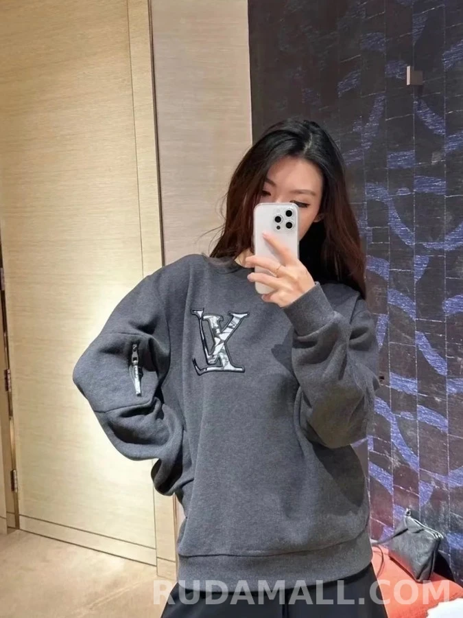 루이비통 루이비통 로고 자수 맨투맨 상세 이미지