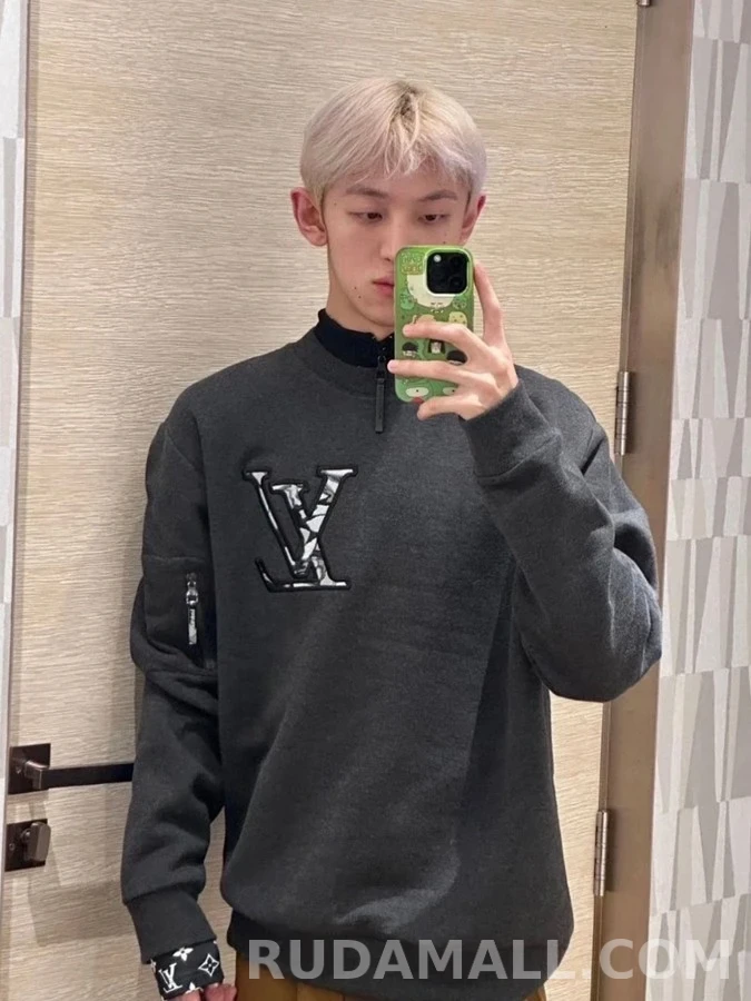 루이비통 루이비통 로고 자수 맨투맨 상세 이미지