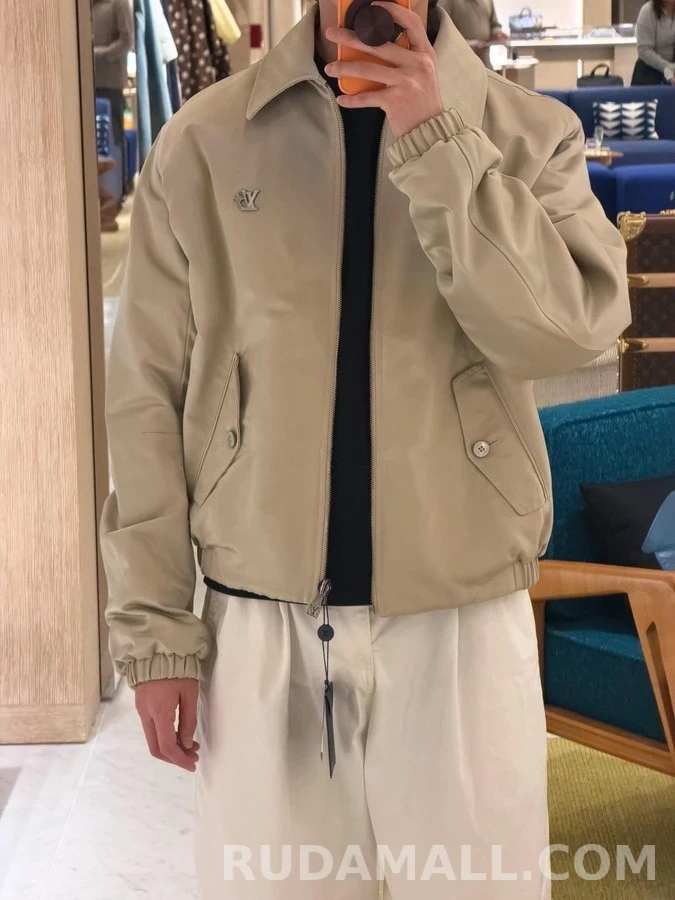 루이비통 루이비통 리버서블 로고 레더 자켓 상세 이미지