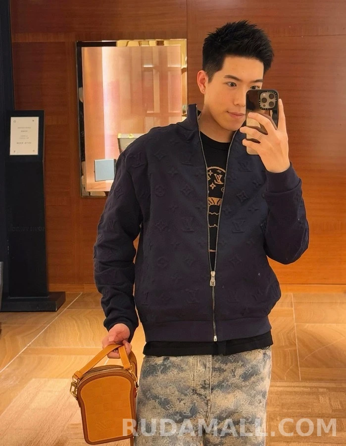 루이비통 루이비통 모노그램 압인 운동복 집업 상세 이미지