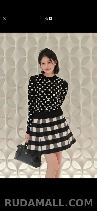 루이비통 루이비통 모노그램 자수 니트 스웨터 상세 이미지