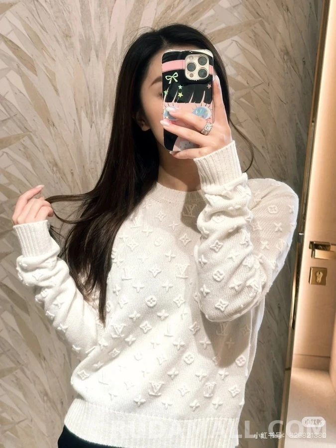 루이비통 루이비통 모노그램 자수 울 스웨터 상세 이미지