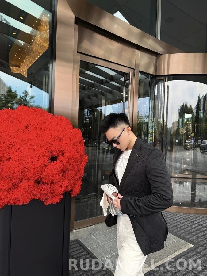 루이비통 루이비통 모노그램 자카드 블레이저 상세 이미지