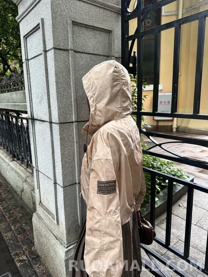 루이비통 루이비통 모노그램 자카드 크롭 재킷 상세 이미지