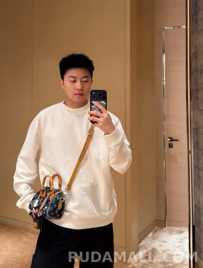 루이비통 루이비통 모노그램 크루넥 맨투맨 상세 이미지