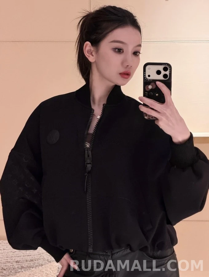 루이비통 루이비통 모노그램 테크니트 집업 상세 이미지