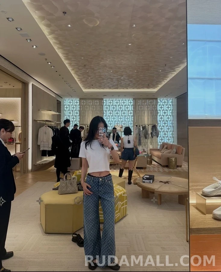 루이비통 루이비통 모노그램 플레어 데님 팬츠 상세 이미지