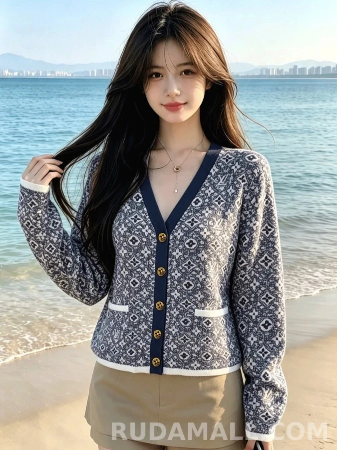 루이비통 루이비통 모노그램 V넥 니트 가디건 상세 이미지