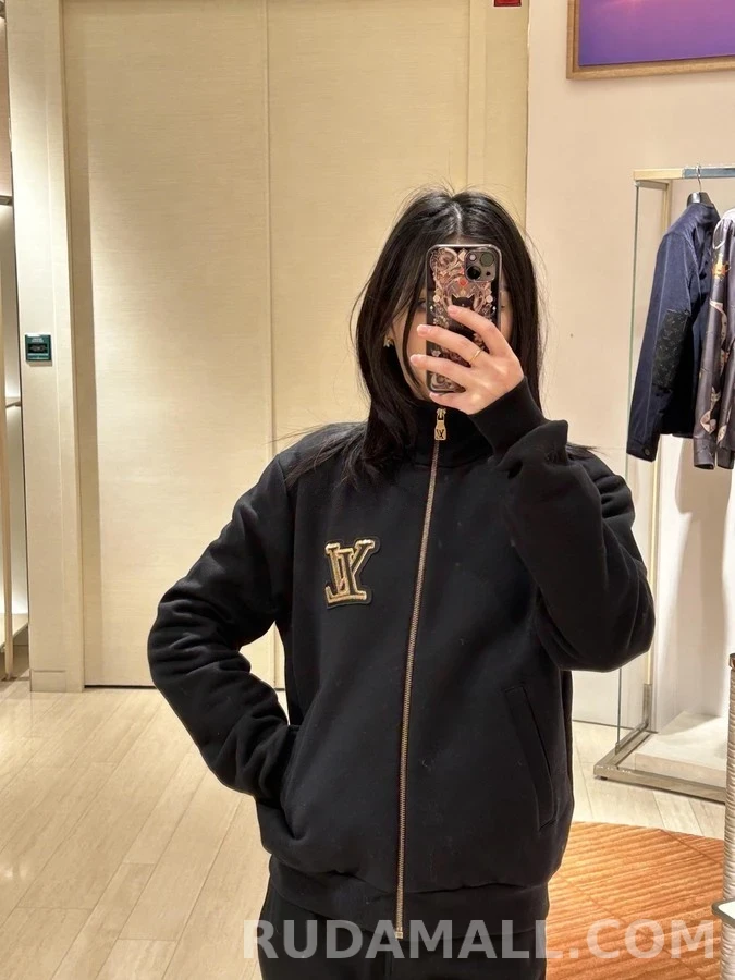 루이비통 루이비통 비즈 로고 집업 자켓 상세 이미지