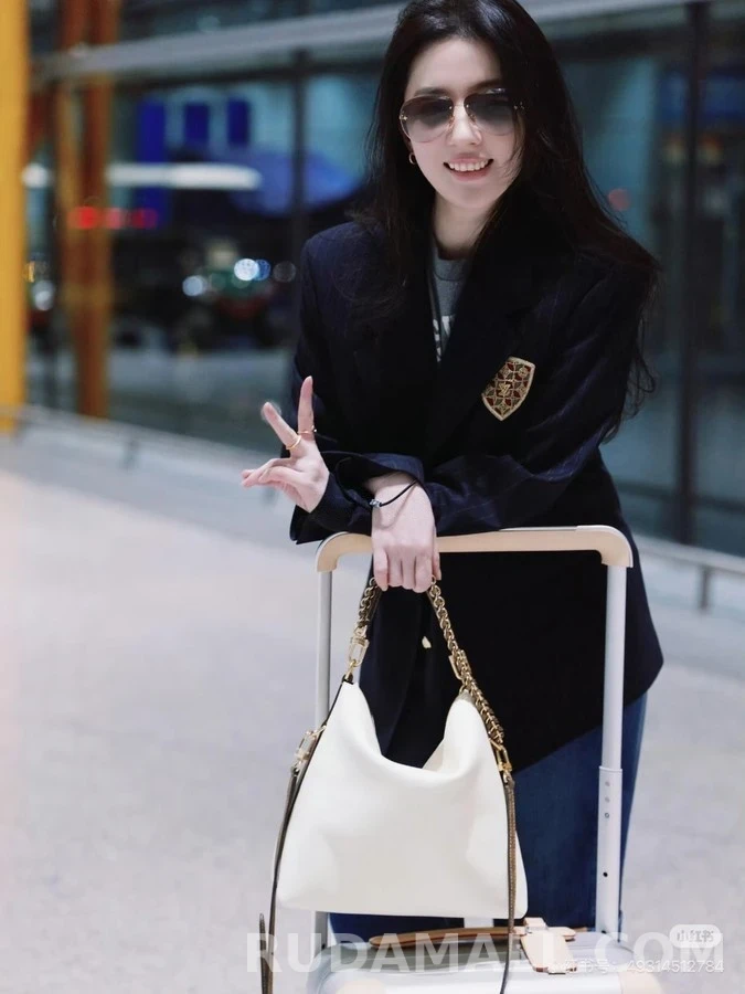 루이비통 루이비통 스트라이프 엠블럼 블레이저 상세 이미지