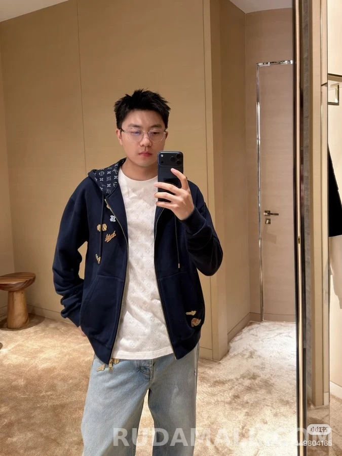 루이비통 루이비통 애니멀 패치 후드 집업 상세 이미지