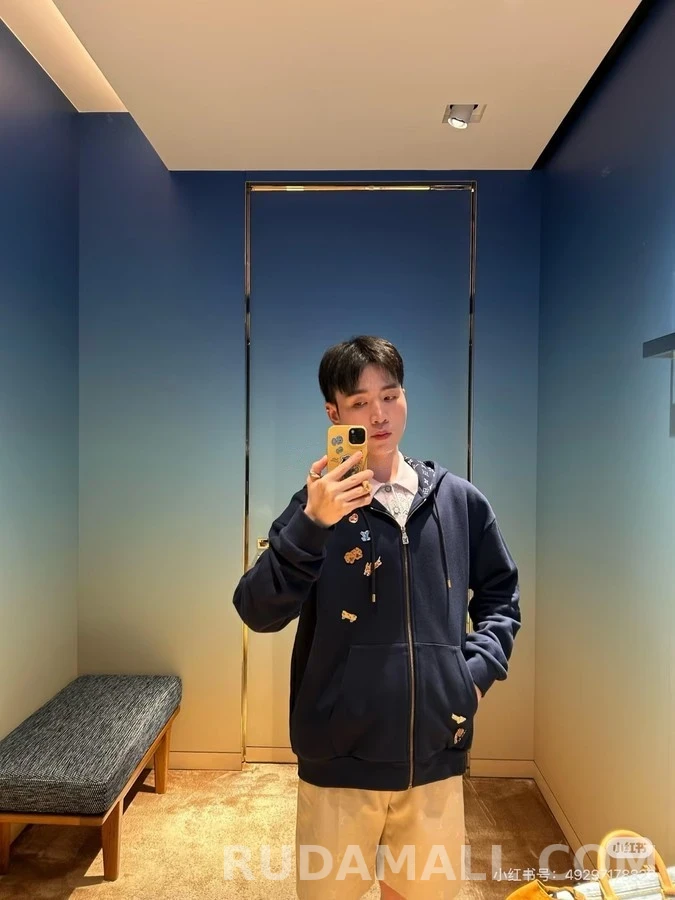 루이비통 루이비통 애니멀 패치 후드 집업 상세 이미지