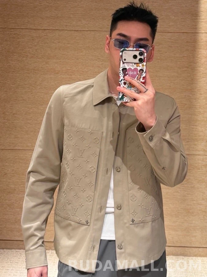 루이비통 루이비통 엠보싱 모노그램 자켓 상세 이미지