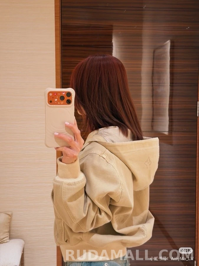 루이비통 루이비통 워시드 모노그램 자수 후드 상세 이미지