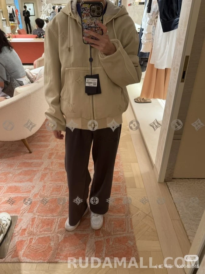 루이비통 루이비통 워시드 모노그램 자수 후드 상세 이미지