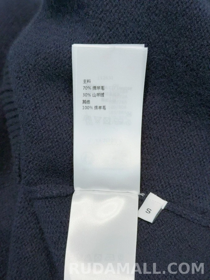 루이비통 루이비통 입체 로고 울 스웨터 상세 이미지