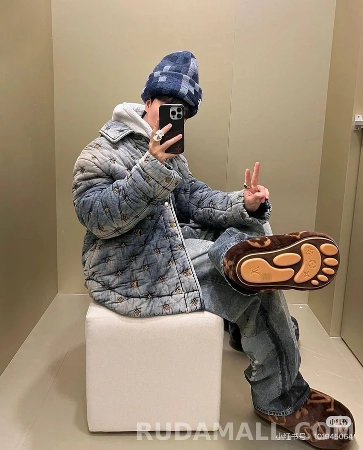 루이비통 루이비통 자수 워싱 데님 패딩 상세 이미지