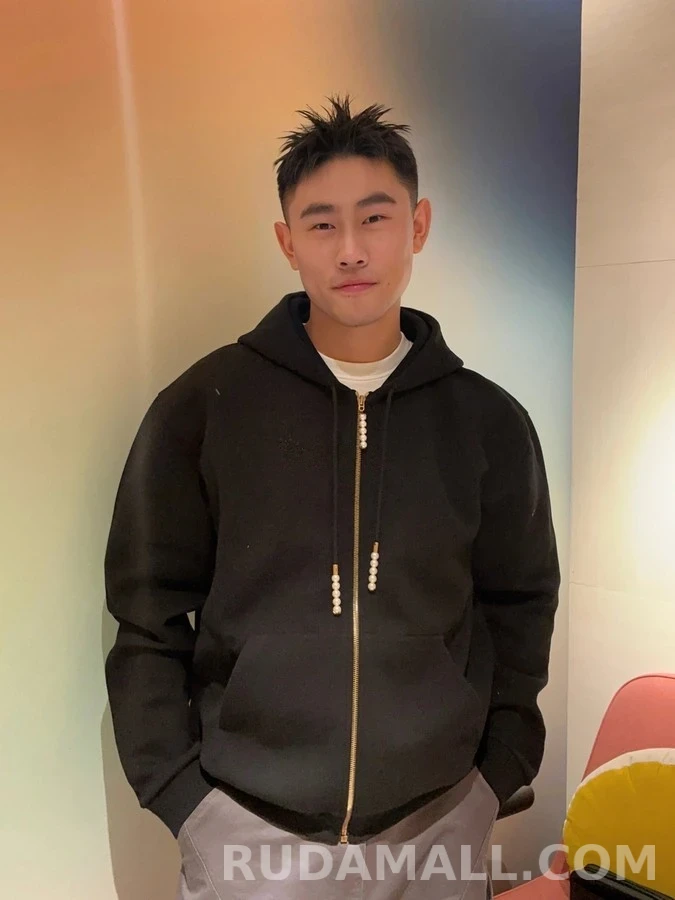 루이비통 루이비통 진주 펜던트 후드 집업 상세 이미지