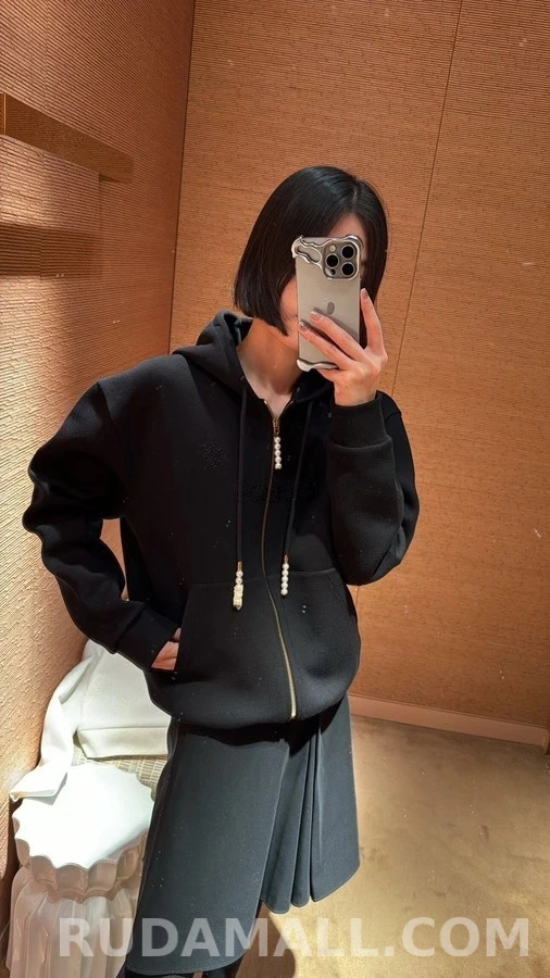 루이비통 루이비통 진주 펜던트 후드 집업 상세 이미지