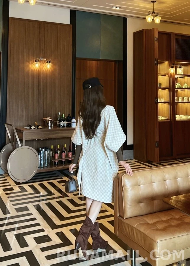 루이비통 루이비통 체커보드 배트윙 코트 상세 이미지