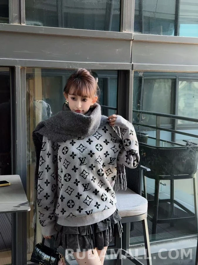 루이비통 루이비통 클래식 모노그램 니트 스웨터 상세 이미지
