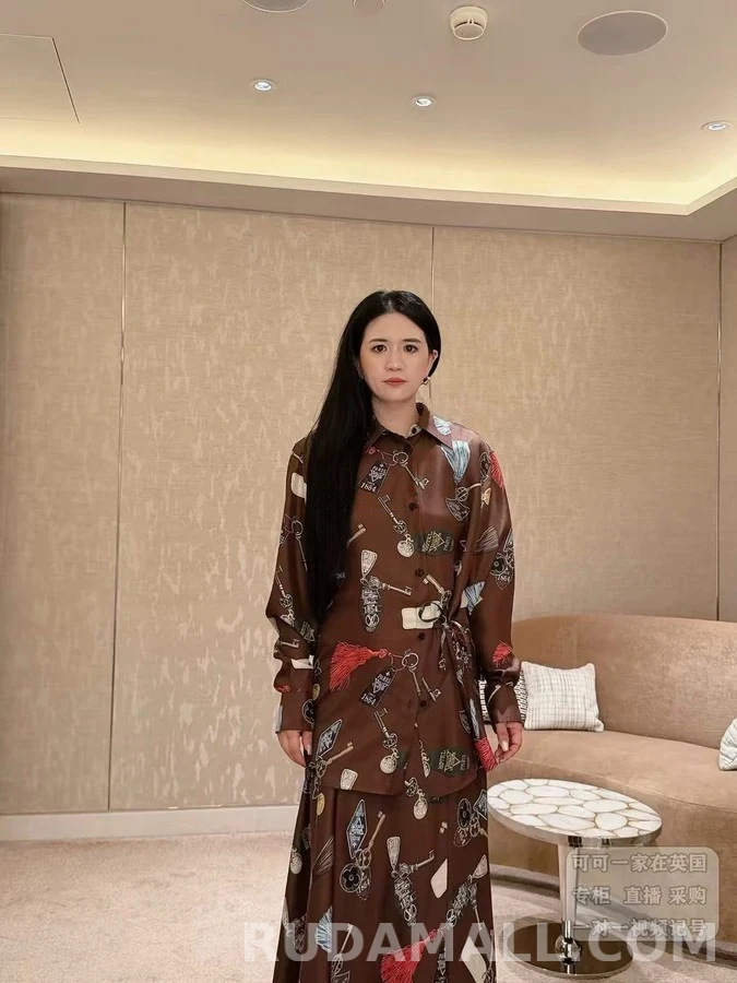 루이비통 루이비통 파이트 모드 키 패턴 롱 스커트 상세 이미지