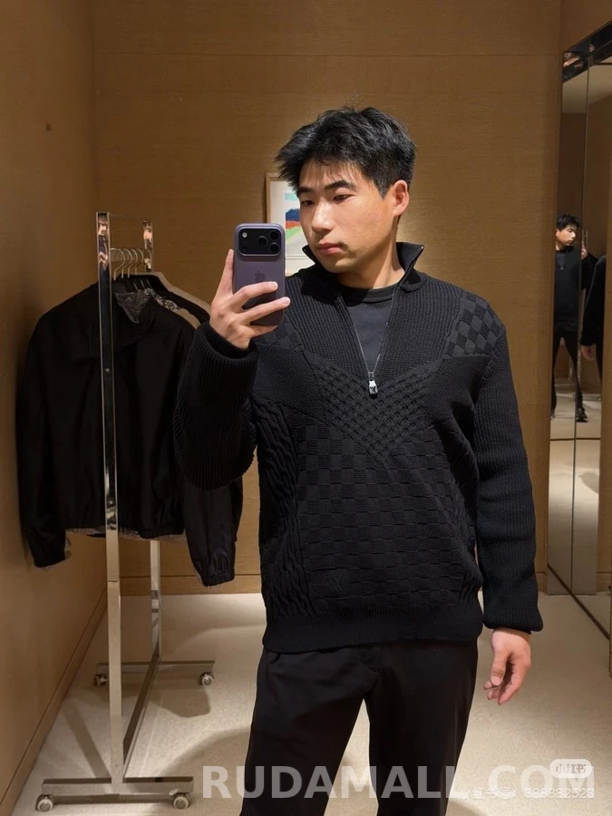 루이비통 루이비통 패턴 하프집 니트 상세 이미지