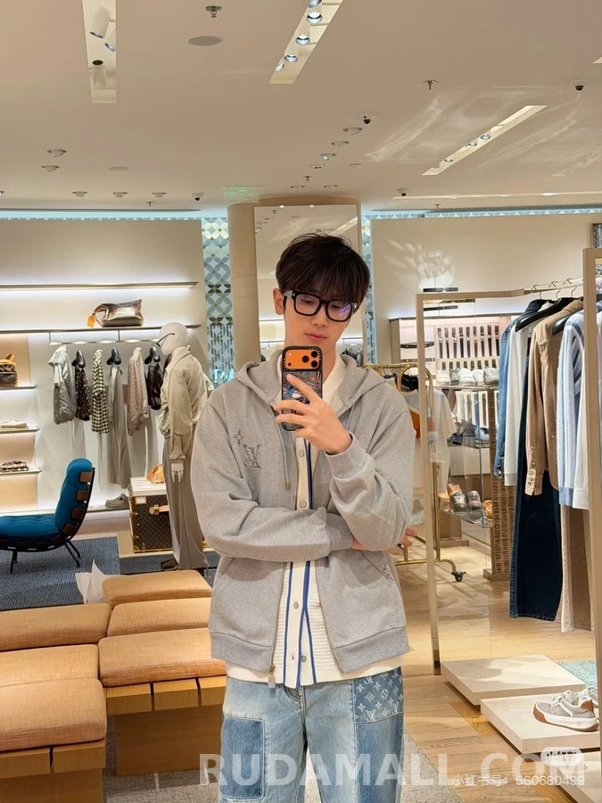 루이비통 루이비통 플라워 자수 후드 집업 상세 이미지