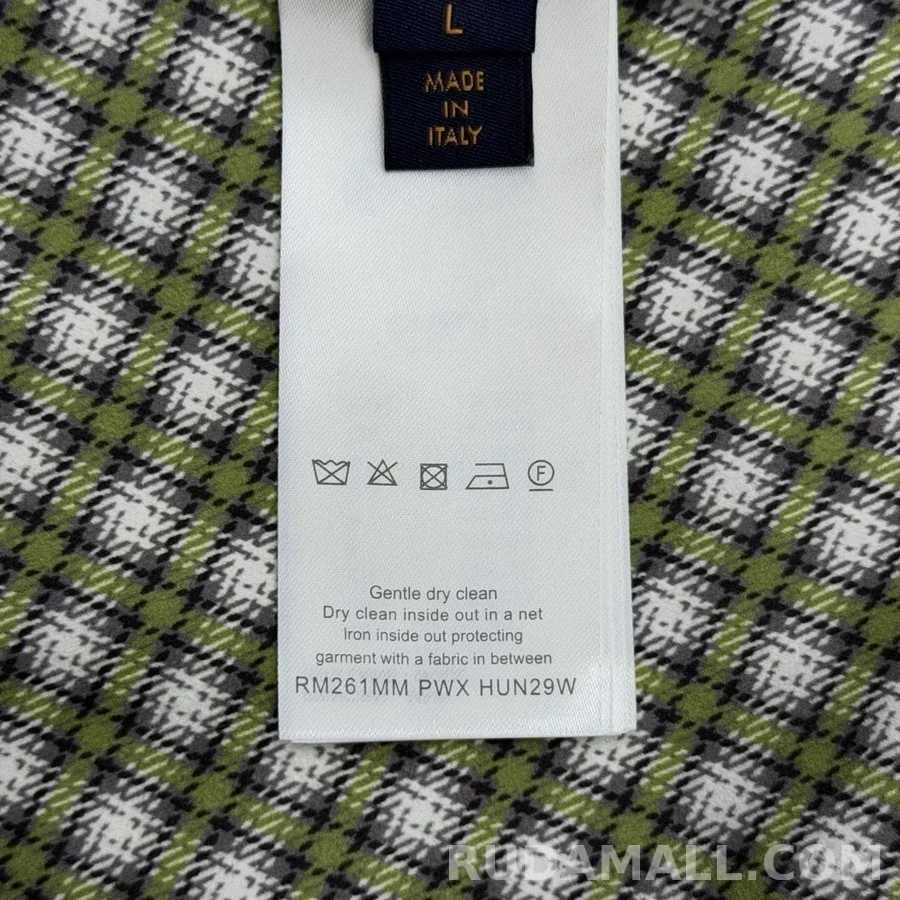 루이비통 루이비통 플래드 로고 긴팔 티셔츠 상세 이미지