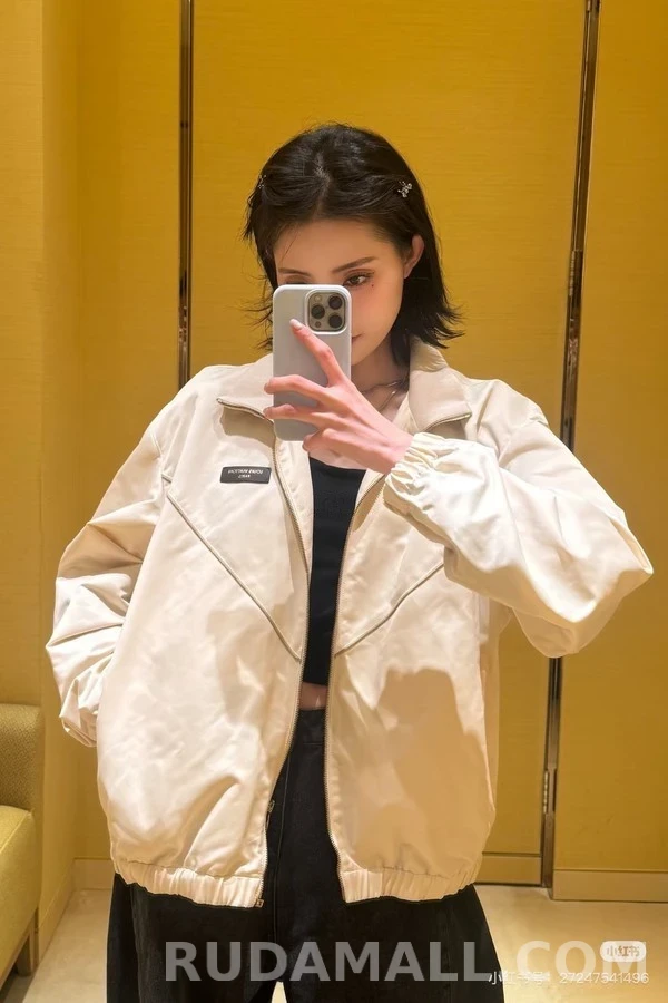 루이비통 루이비통 V형 파이핑 트랙 자켓 상세 이미지