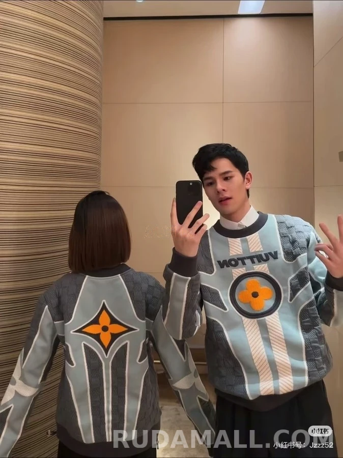 루이비통 루이비통 Vuitton 로고 모노그램 자카드 니트 상세 이미지