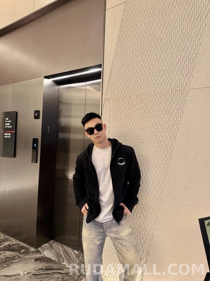 몽클레어 몽클레어 로고 자수 풀집업 후드 상세 이미지