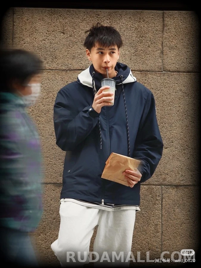 몽클레어 몽클레어 스트라이프 레터링 후드 집업 상세 이미지