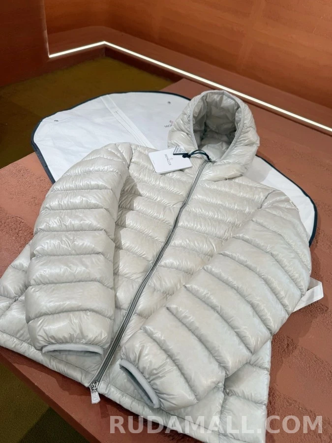 몽클레어 몽클레어 후드 덕다운 패딩 상세 이미지