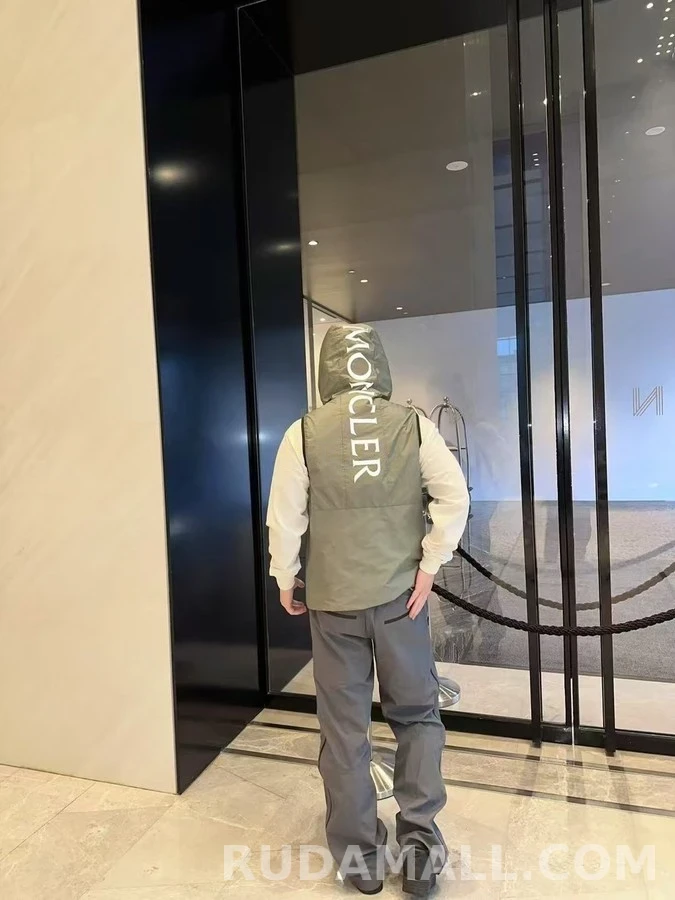 몽클레어 몽클레어 후드 리플렉티브 베스트 상세 이미지
