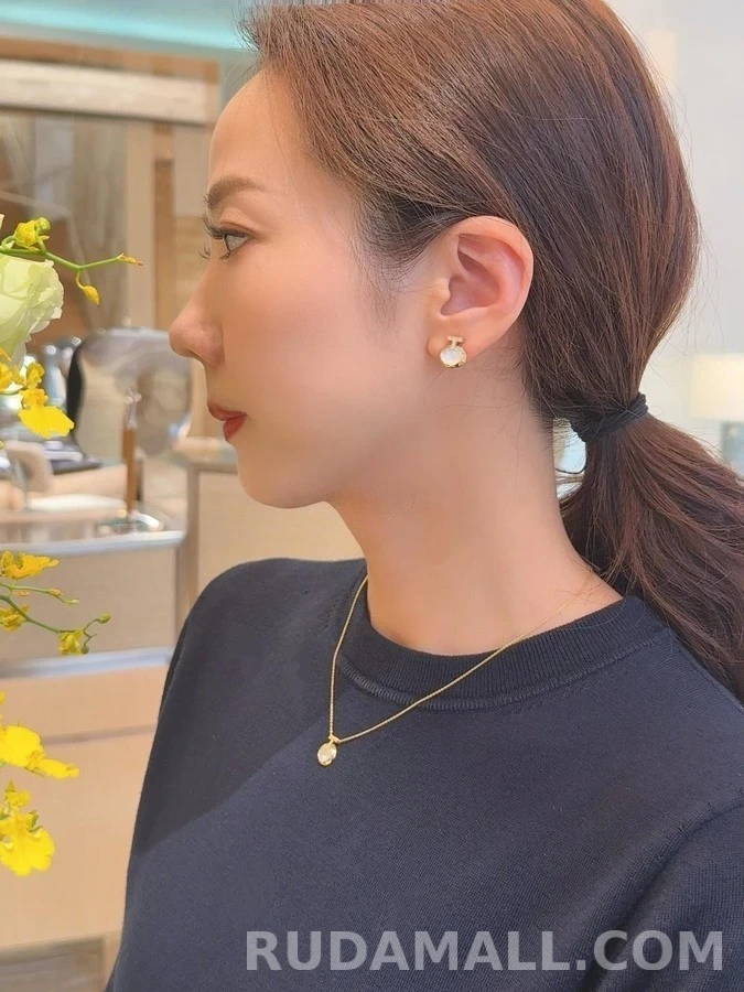 티파니앤코 티파니 앤 코 T1 베이비 펄 다이아몬드 귀걸이 상세 이미지