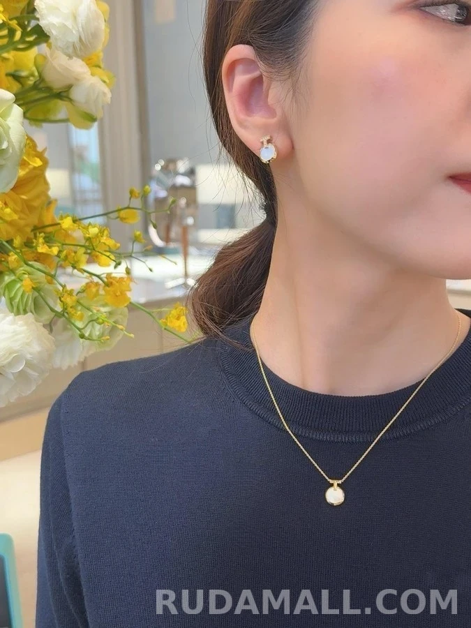 티파니앤코 티파니 앤 코 T1 베이비 펄 다이아몬드 귀걸이 상세 이미지