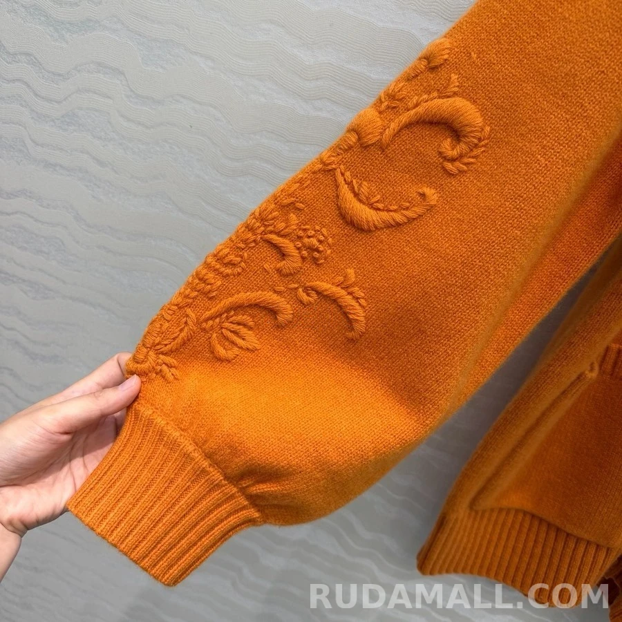 로로피아나 로로피아나 플라워 자수 브이넥 가디건 상세 이미지