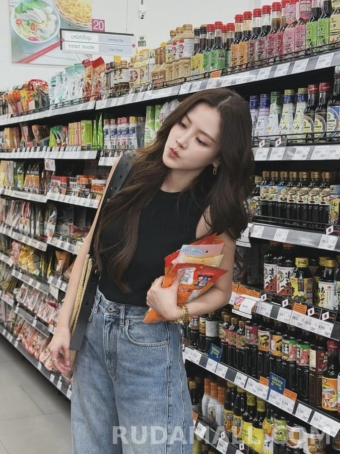 로에베 로에베 아나그램 자수 곡선 패널 와이드 데님 상세 이미지