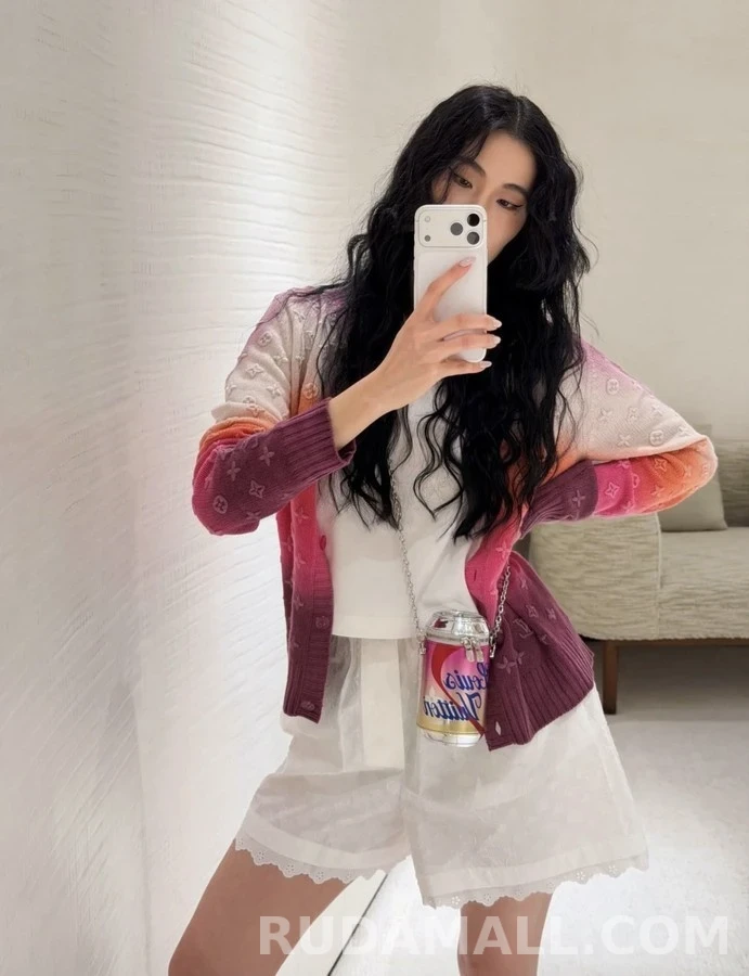 루이비통 루이비통 그라데이션 모노그램 니트 가디건 상세 이미지