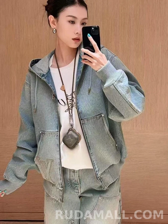 루이비통 루이비통 로고 워싱 데님 후드 집업 상세 이미지