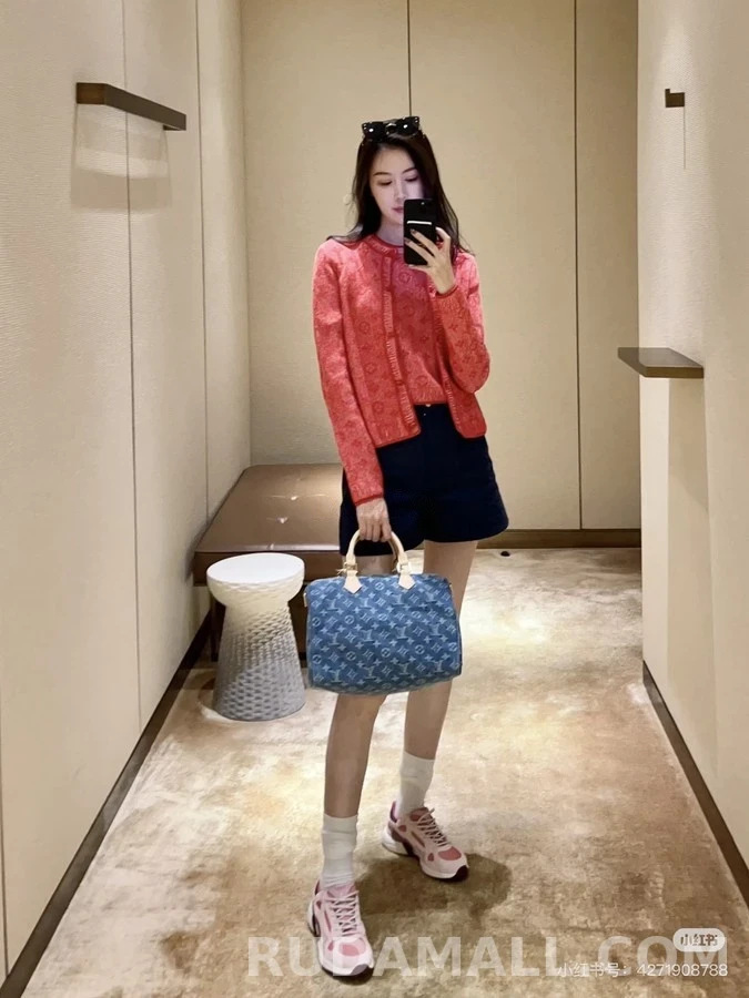 루이비통 루이비통 모노그램 라운드넥 가디건 상세 이미지
